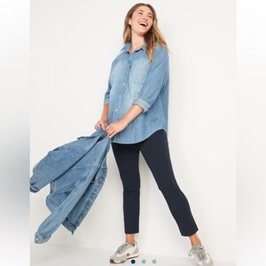 Old Navy Maternity Full-Panel Pixie Ankle Pants